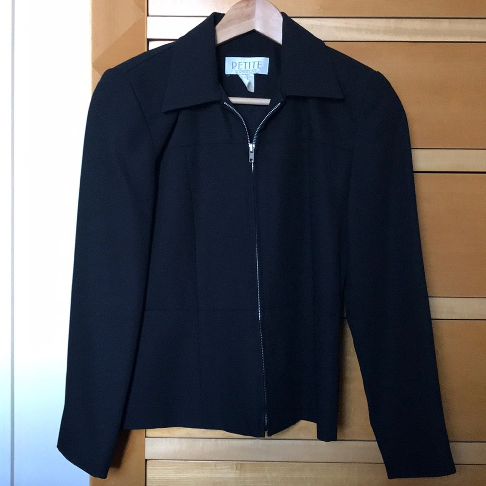 Zip up black blazer